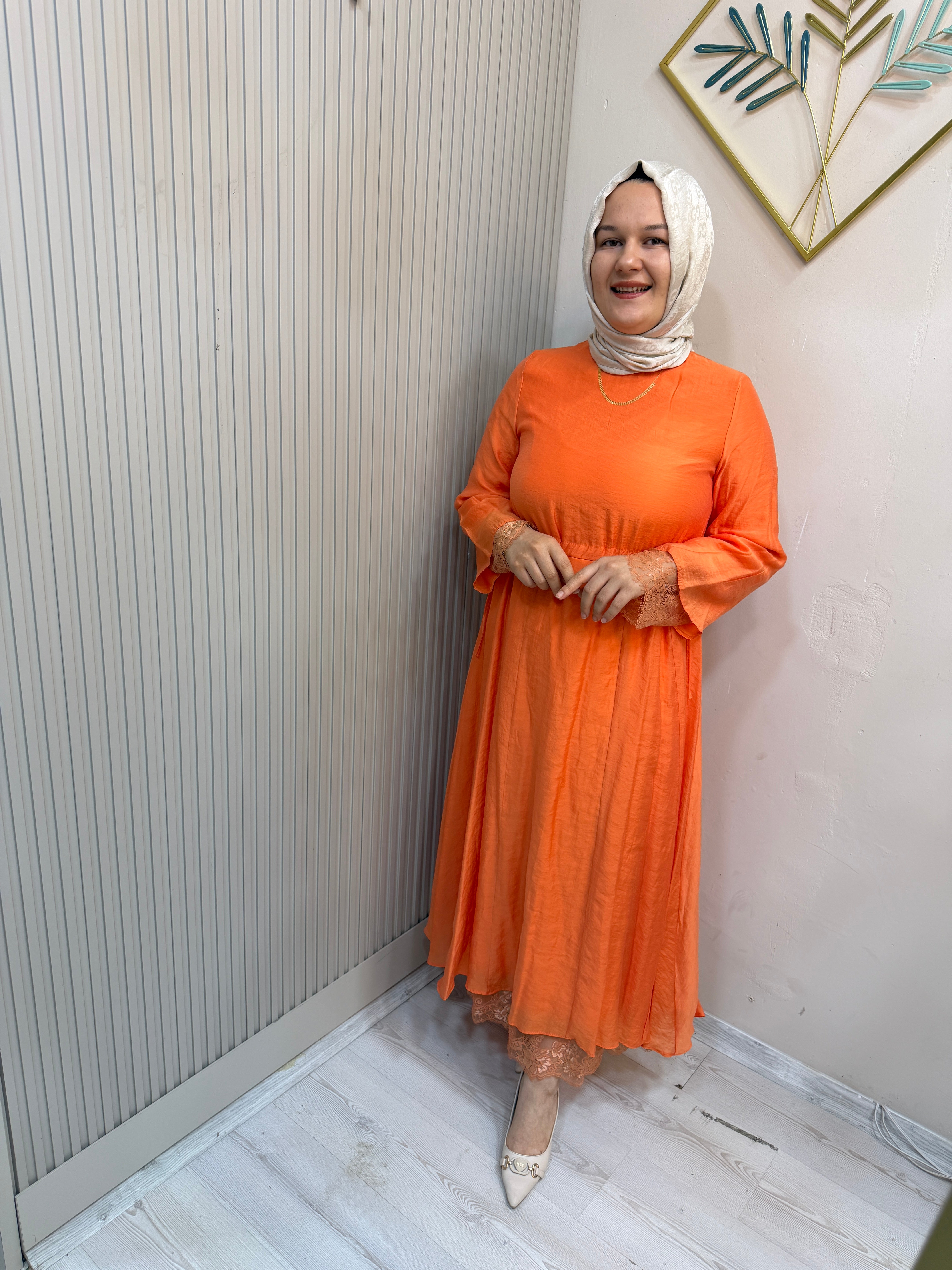 32466 TURUNCU ELBİSE