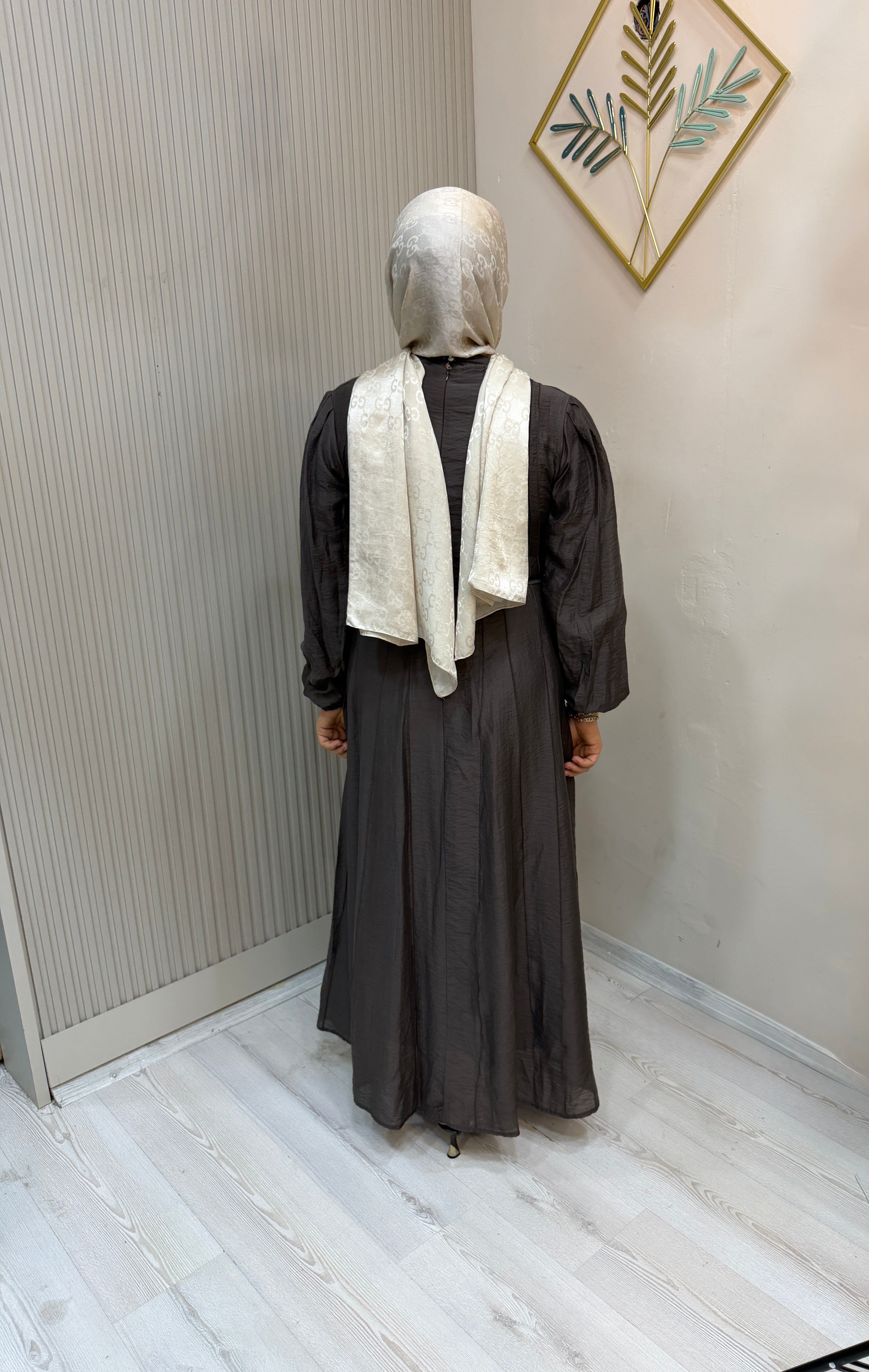 3076 KAHVERENGİ ELBİSE