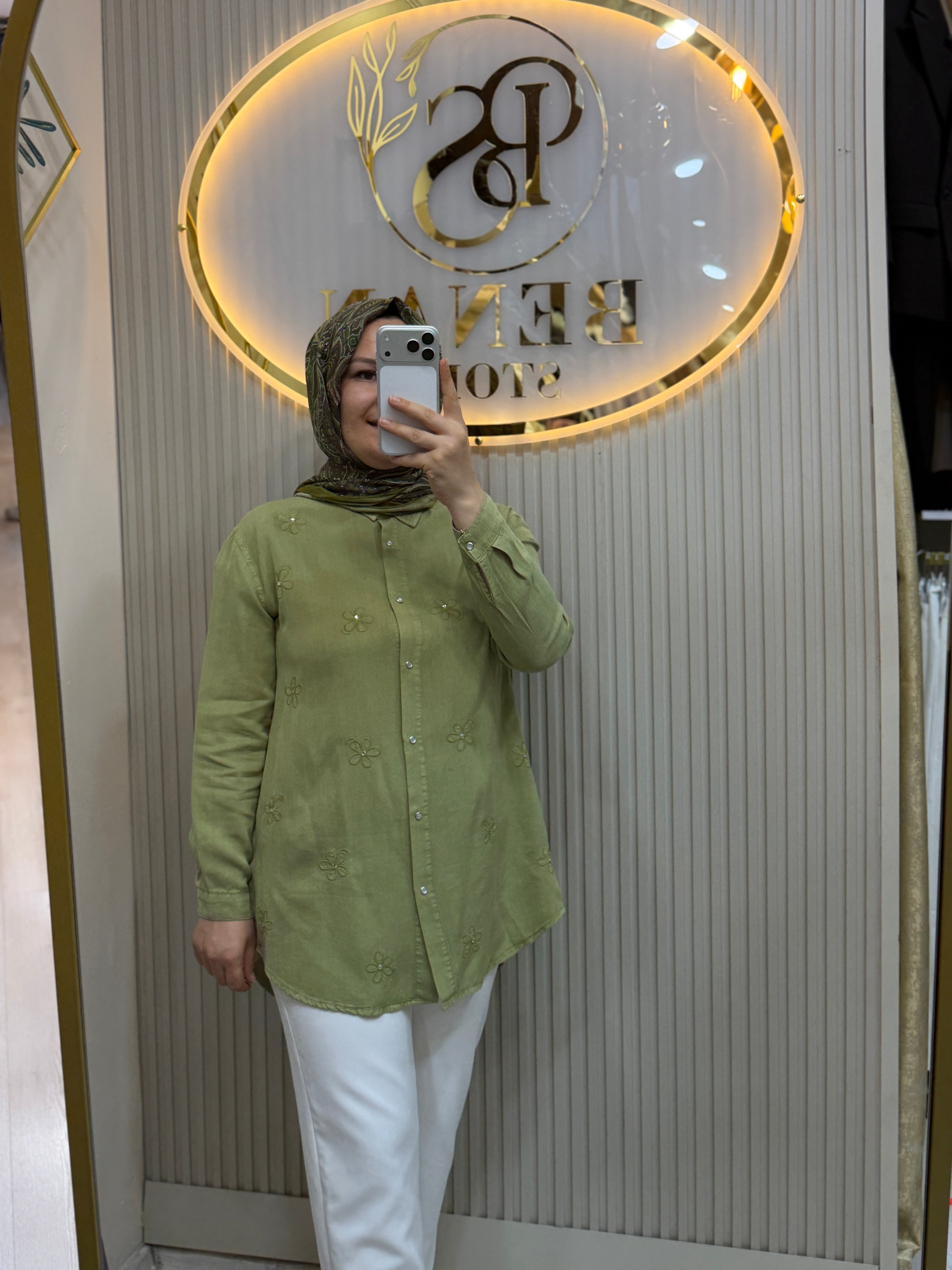 7418 YEŞİL GÖMLEK