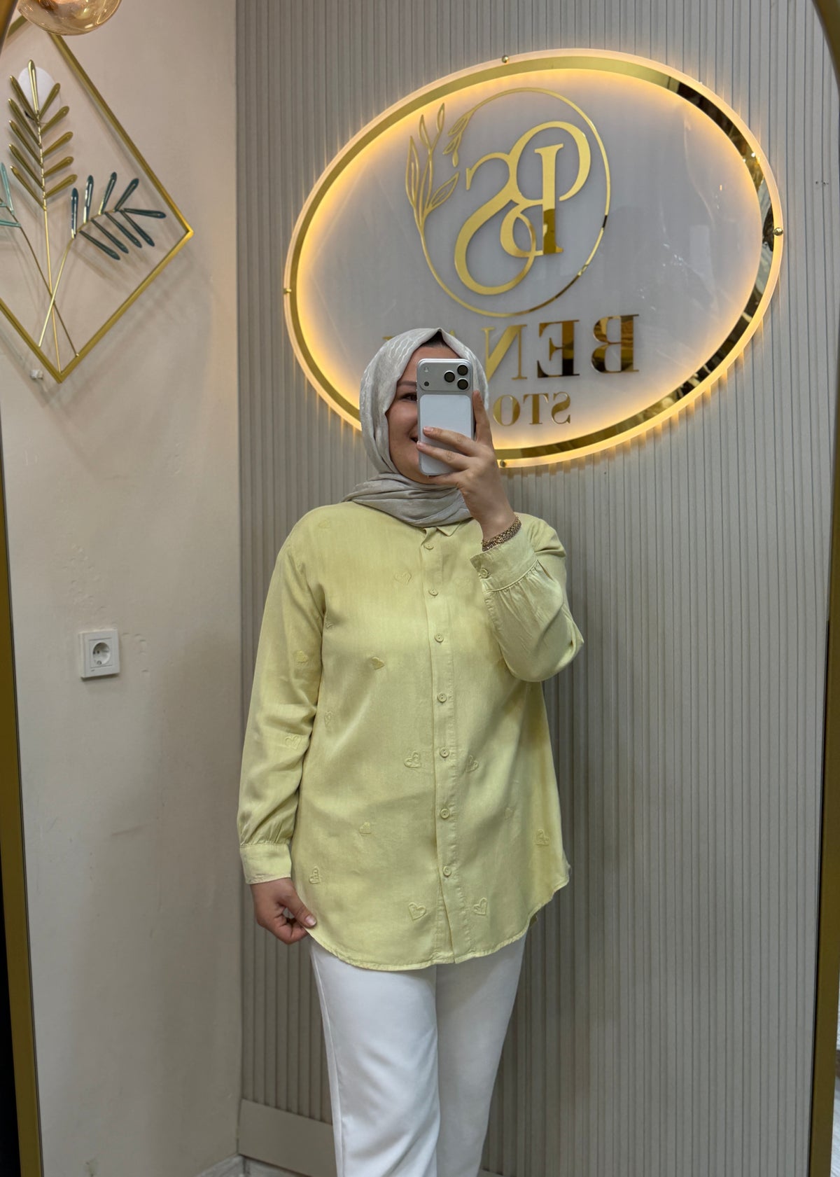7463 SARI GÖMLEK