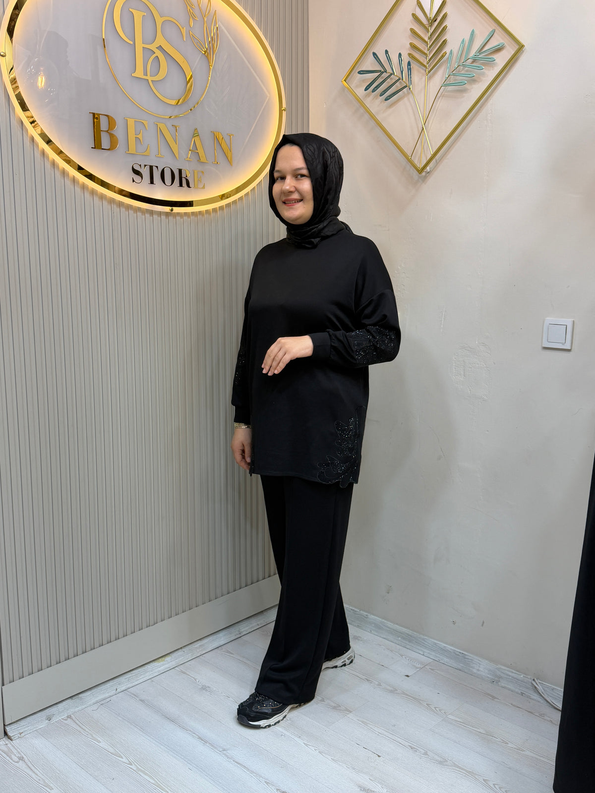 LARA SİYAH TAKIM